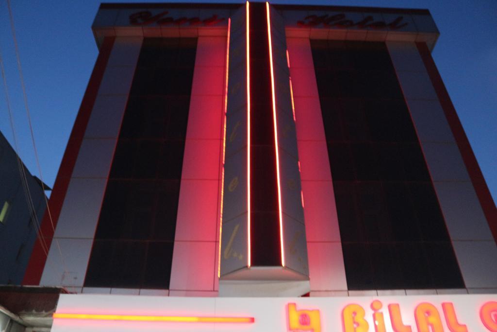 Yeni Hotel Малатия Екстериор снимка