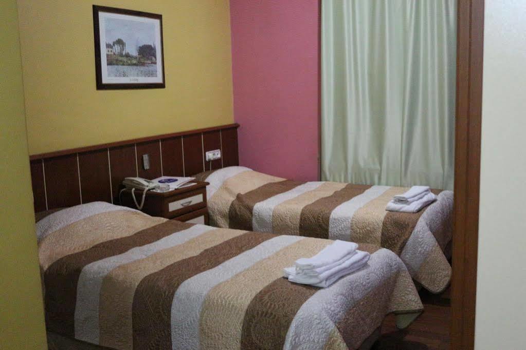 Yeni Hotel Малатия Екстериор снимка